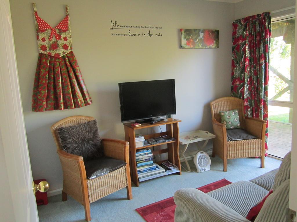 Be My Guest Bed & Breakfast New Plymouth Exteriér fotografie